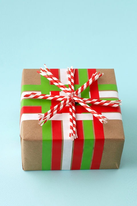pacchetto regalo nastro adesivo